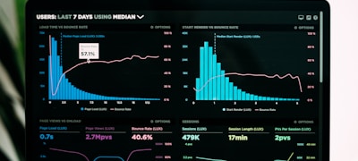 数字沙盘展示复杂的赛事数据可视化图表