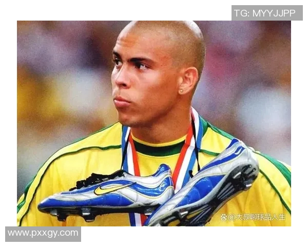 足球明星背后的奋斗与荣耀：他们如何书写自己的体育传奇人生